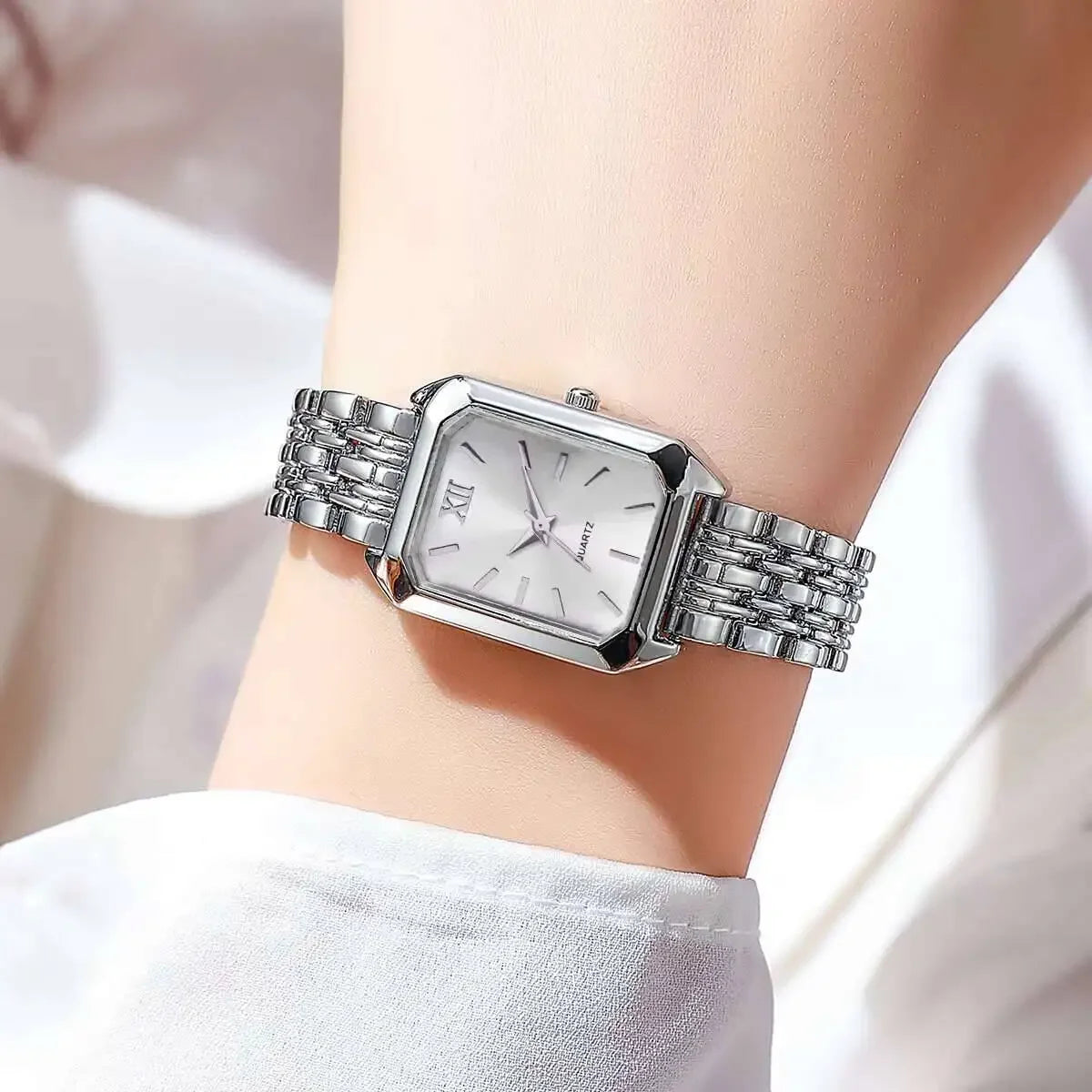Luxury Women's Wristwatch | Elegant Ladies Gift Watch | Jewel Breeze